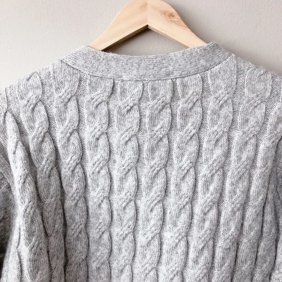 ❗SOLD ❗ Michael Kors Grey cardigan LG cable knit women's sweater - Picture 11 of 14